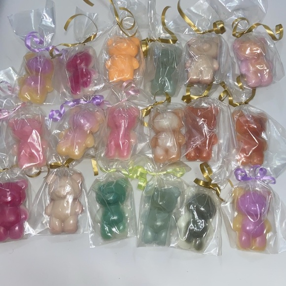 Colorful handmade mystery, Floral & Teddy Bear wax melts set - Picture 3 of 4